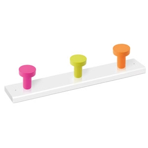 <div>PERCHA MADERA 3 POMOS COLORES BASE BLANCA 913SU</div>