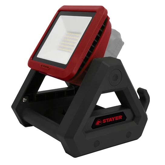 <div>FOCO 18V AREA STAYER FL L20 SIN BATERIA</div>