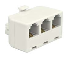 <div>CONECTOR TELEFONO MACHO - 3 HEMBRAS</div>